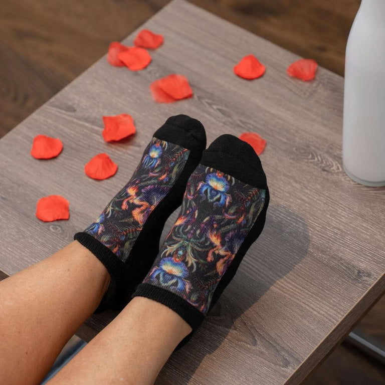 Black Iris Ankle Socks